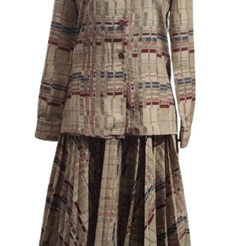 Vintage Frances Henaghan 1970's Skirt and Blouse Women's Size 2